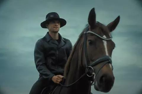 مولر: أشعر ببعض التوتر.. وآمل أن أتأقلم سريعًا